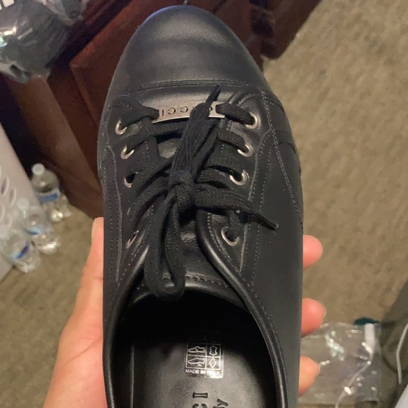 Gucci shoes. All black. size 10.5. hardly used. main image 4